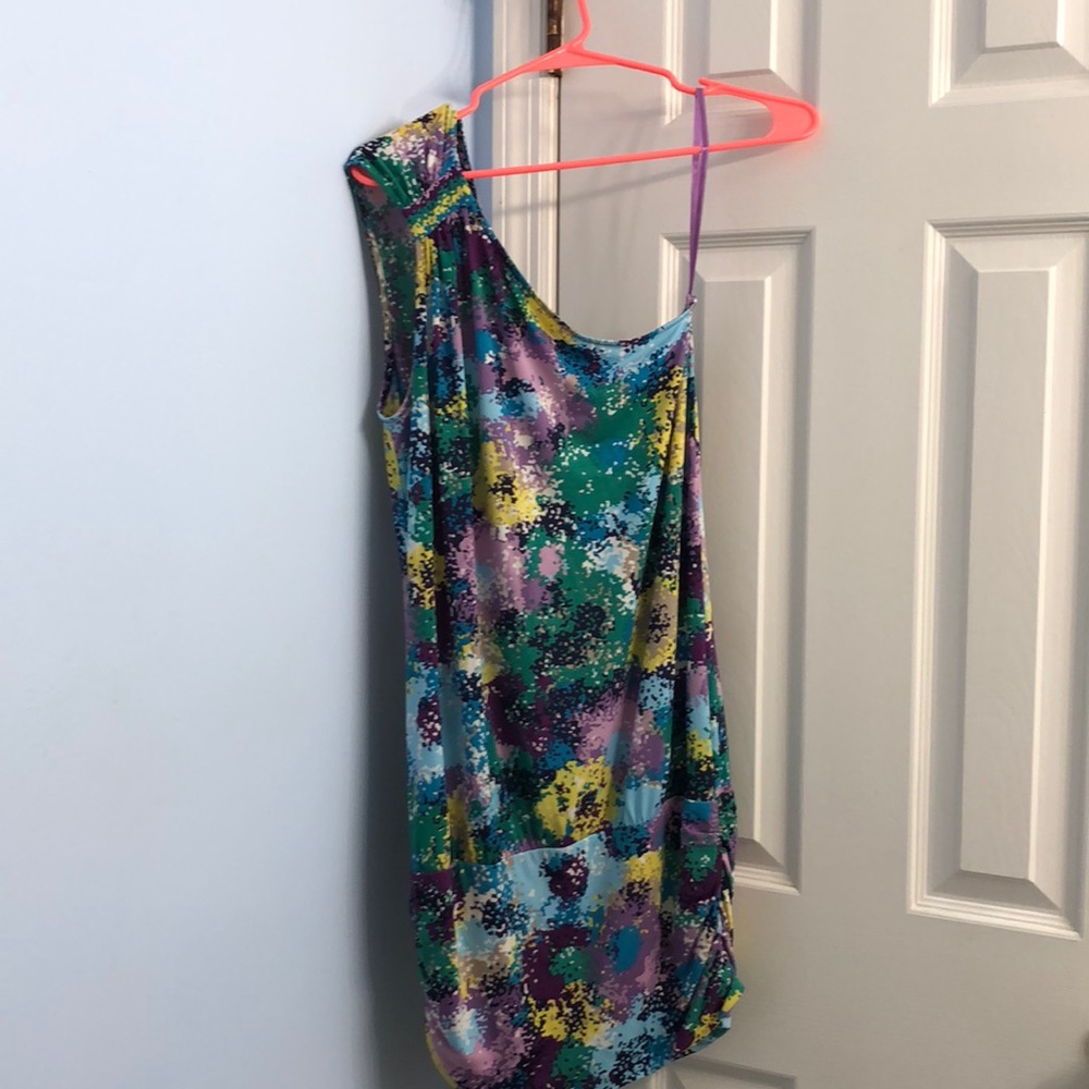 Bcbg Maxazria fun one shoulder dress!